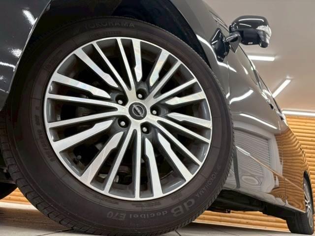 エルグランド 250ハイウェイスターS 両側電動パワスラ/バックカメラ/ブラインドスポットモニター/プッシュスタート/コーナーセンサー/レーダークルーズコントロール/フルセグTV/Bluetooth接続/ETC車載器/ステアリングスイッチ(11枚目)