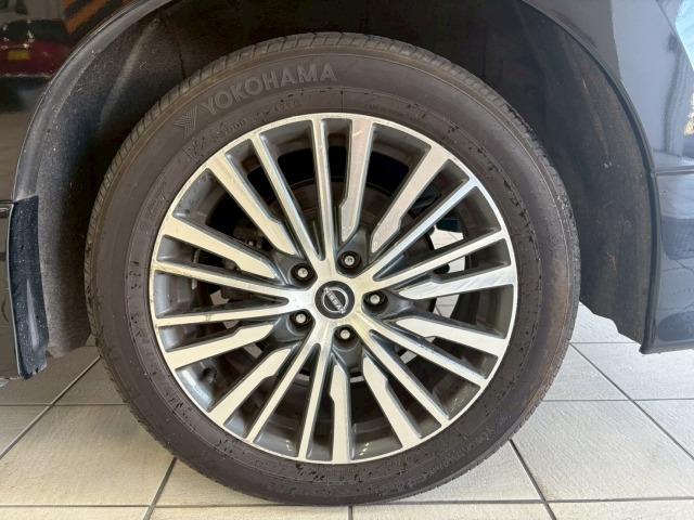 エルグランド 250ハイウェイスターS 両側電動パワスラ/バックカメラ/ブラインドスポットモニター/プッシュスタート/コーナーセンサー/レーダークルーズコントロール/フルセグTV/Bluetooth接続/ETC車載器/ステアリングスイッチ(22枚目)