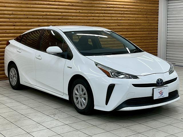 プリウス Ｓ　純正７インチナビ／追従クルーズ／ＬＥＤヘッド／オートマチックハイビーム／バックカメラ／横滑り防止機能／スマートキー／プッシュスタート／ＥＴＣ車載機／オートエアコン／オートライト／ステアリングスイッチ（32枚目）