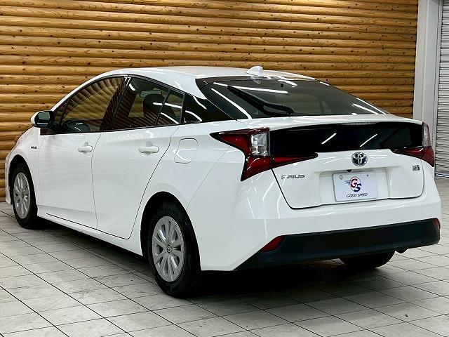 プリウス Ｓ　純正７インチナビ／追従クルーズ／ＬＥＤヘッド／オートマチックハイビーム／バックカメラ／横滑り防止機能／スマートキー／プッシュスタート／ＥＴＣ車載機／オートエアコン／オートライト／ステアリングスイッチ（35枚目）