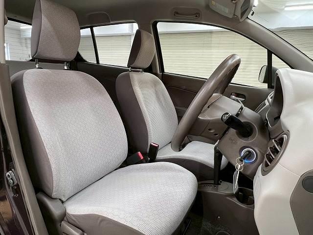 キャロルエコ ＥＣＯ－Ｌ　７インチナビ／フルセグＴＶ／キーレスエントリー　純正ホイール　ＡＴ車　Ｂｌｕｅｔｏｏｔｈ　アイドリングストップ　ナビあり　エアコン　ＥＴＣ　テレビ　タイヤサイズ１４インチ　ホワイトシート（8枚目）