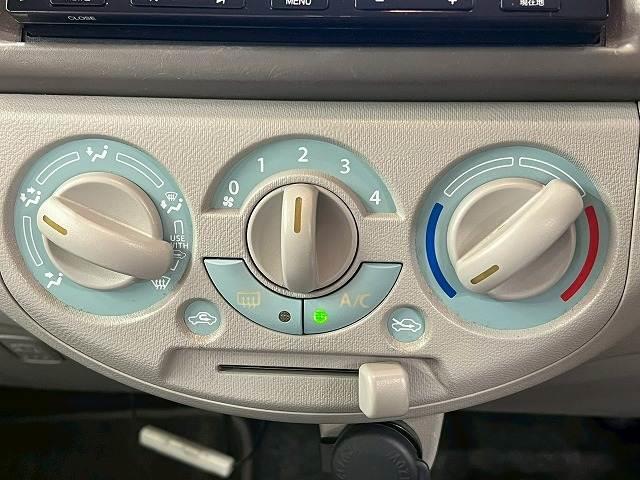 キャロルエコ ＥＣＯ－Ｌ　７インチナビ／フルセグＴＶ／キーレスエントリー　純正ホイール　ＡＴ車　Ｂｌｕｅｔｏｏｔｈ　アイドリングストップ　ナビあり　エアコン　ＥＴＣ　テレビ　タイヤサイズ１４インチ　ホワイトシート（12枚目）