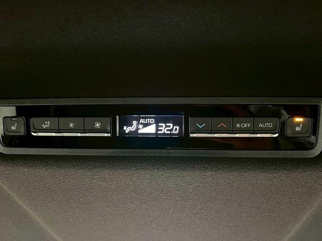 ヴォクシー S-Z 快適利便PKG/10.5型DA/CDDVD/追従クルコン/両側電動パワスラ/電動リアゲート/ETC/コーナーセンサー/シートヒーター/ステアリングリモコン/横滑り防止装置/電動パーキングブレーキ(43枚目)