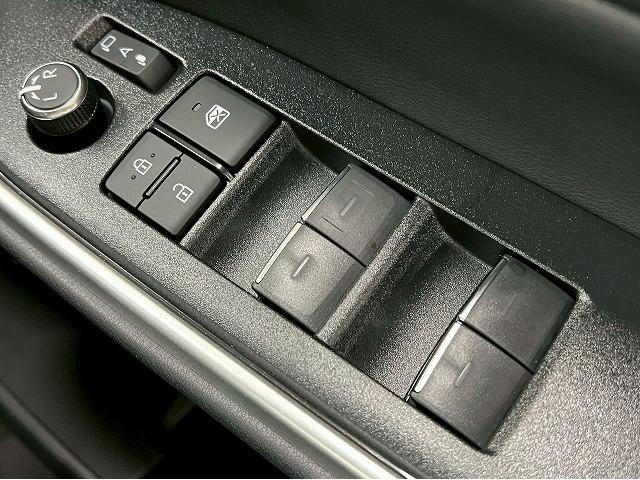 ヴォクシー S-Z 快適利便PKG/10.5型DA/CDDVD/追従クルコン/両側電動パワスラ/電動リアゲート/ETC/コーナーセンサー/シートヒーター/ステアリングリモコン/横滑り防止装置/電動パーキングブレーキ(50枚目)