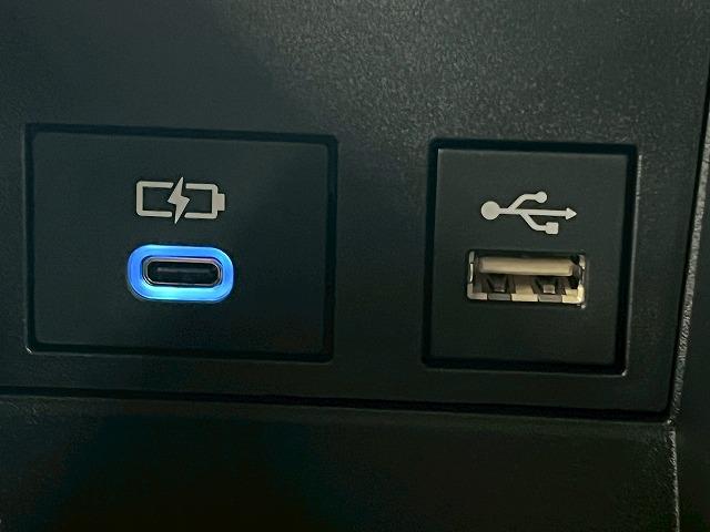 ヴォクシー S-Z 快適利便PKG/10.5型DA/CDDVD/追従クルコン/両側電動パワスラ/電動リアゲート/ETC/コーナーセンサー/シートヒーター/ステアリングリモコン/横滑り防止装置/電動パーキングブレーキ(63枚目)