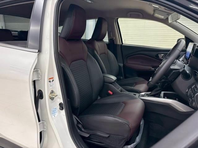 フロンクス ベースグレード 全周囲/9型ナビ/BSM/追従クルコン/クリアランスソナー/レーンキープアシスト/スマートキー/プッシュスタート/パドルシフト/衝突軽減ブレーキ/オートライト/ワイヤレス充電/純正16インチアルミ(8枚目)