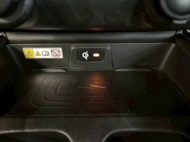 フロンクス ベースグレード 全周囲/9型ナビ/BSM/追従クルコン/クリアランスソナー/レーンキープアシスト/スマートキー/プッシュスタート/パドルシフト/衝突軽減ブレーキ/オートライト/ワイヤレス充電/純正16インチアルミ(12枚目)