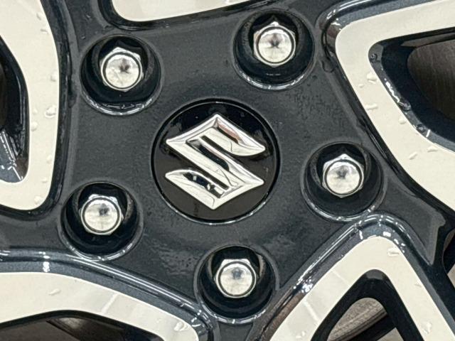 フロンクス ベースグレード 全周囲/9型ナビ/BSM/追従クルコン/クリアランスソナー/レーンキープアシスト/スマートキー/プッシュスタート/パドルシフト/衝突軽減ブレーキ/オートライト/ワイヤレス充電/純正16インチアルミ(27枚目)