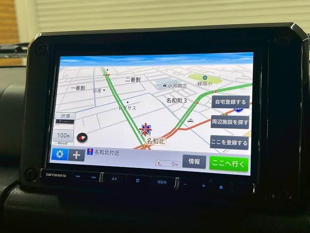 メモリーナビ。ＤＶＤの再生、フルセグ、ブルートゥースお楽しみいただけます。