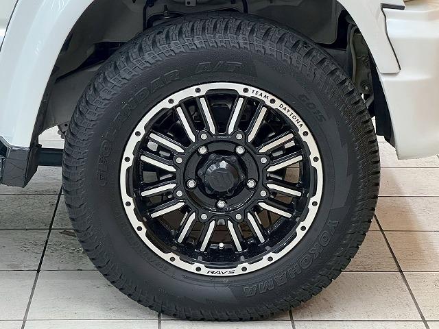 お問い合わせは０１２０−２５−４０９２まで。専門店だからこその知識・経験豊富なスタッフ達が、お客様に最適な一台をご案内致します