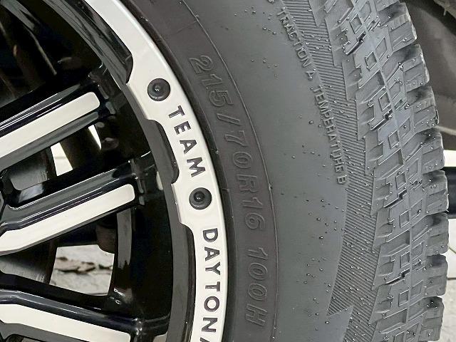 お問い合わせは０１２０−２５−４０９２まで。専門店だからこその知識・経験豊富なスタッフ達が、お客様に最適な一台をご案内致します