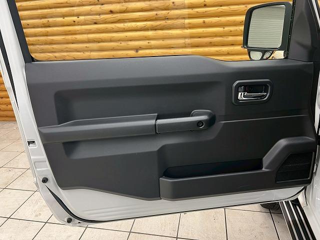 お問い合わせは０１２０−２５−４０９２まで。専門店だからこその知識・経験豊富なスタッフ達が、お客様に最適な一台をご案内致します