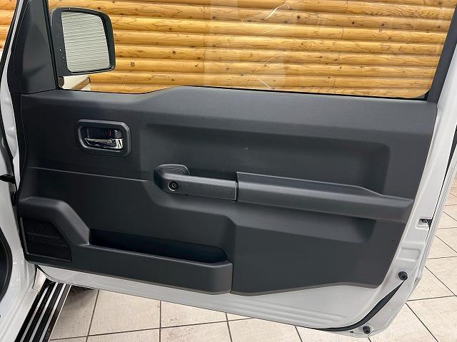 お問い合わせは０１２０−２５−４０９２まで。専門店だからこその知識・経験豊富なスタッフ達が、お客様に最適な一台をご案内致します