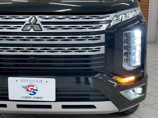 デリカＤ：５ Ｐ　黒革／７人乗り／１０．１型／電動ステップ／全周囲／電動リアゲート／パワーシート／ブラインドスポットモニター／シートヒーター／ステアリングヒーター／ＥＴＣ／追従クルコン／パドルシフト／両側電動パワスラ（10枚目）