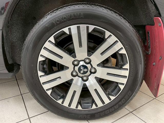 デリカＤ：５ Ｐ　黒革／７人乗り／１０．１型／電動ステップ／全周囲／電動リアゲート／パワーシート／ブラインドスポットモニター／シートヒーター／ステアリングヒーター／ＥＴＣ／追従クルコン／パドルシフト／両側電動パワスラ（21枚目）