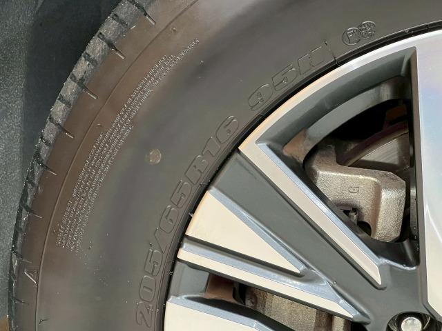 セレナ e-POWER ハイウェイスターV 全周囲/両側電動パワスラ/プロパイロット/ブラインドスポットモニター/デジタルインナーミラー/コーナーセンサー/ダブルエアコン/ステアリングリモコン/ETC/オートエアコン/プッシュスタート/(23枚目)