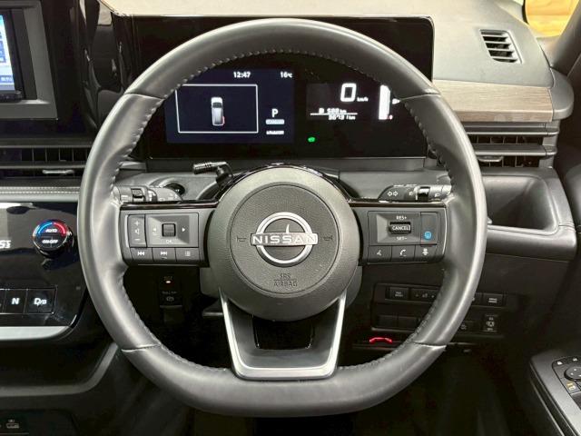 セレナ e-POWER ハイウェイスターV 全周囲/両側電動パワスラ/プロパイロット/ブラインドスポットモニター/デジタルインナーミラー/コーナーセンサー/ダブルエアコン/ステアリングリモコン/ETC/オートエアコン/プッシュスタート/(42枚目)