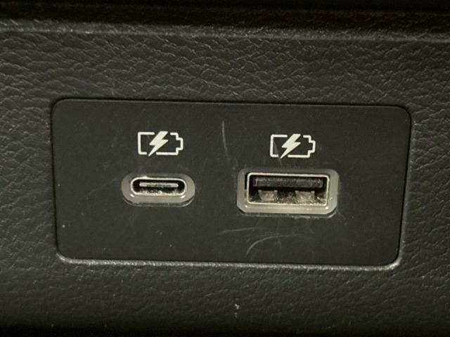 セレナ e-POWER ハイウェイスターV 全周囲/両側電動パワスラ/プロパイロット/ブラインドスポットモニター/デジタルインナーミラー/コーナーセンサー/ダブルエアコン/ステアリングリモコン/ETC/オートエアコン/プッシュスタート/(49枚目)