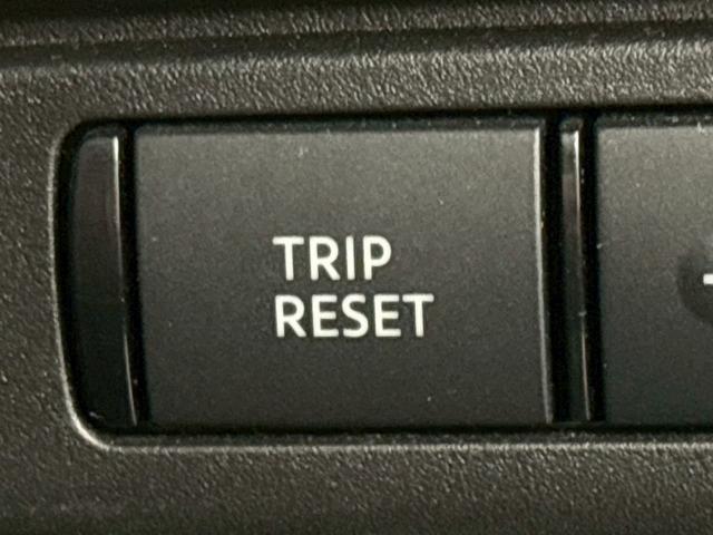 セレナ e-POWER ハイウェイスターV 全周囲/両側電動パワスラ/プロパイロット/ブラインドスポットモニター/デジタルインナーミラー/コーナーセンサー/ダブルエアコン/ステアリングリモコン/ETC/オートエアコン/プッシュスタート/(51枚目)