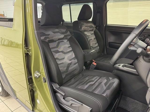 タフト Ｇ　クロムベンチャー　ガラスルーフ／全方位カメラ／シートヒーター／障害物センサー／衝突軽減ブレーキ／スマートキー／プッシュスタート／ＬＥＤヘッドライト／純正１５インチアルミホイール／電動格納ミラー／オートライト（8枚目）