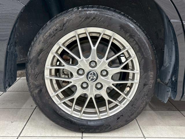 ノア ハイブリッドSi 純正ナビ/フリップダウン/両側電動パワスラ/フルセグ/ETC/バックカメラ/ステアリングリモコン/レーンキープアシスタンス/スマートキー/プッシュスタート/オートライト/フロントフォグランプ(21枚目)