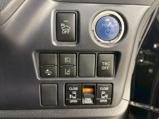 ノア ハイブリッドSi 純正ナビ/フリップダウン/両側電動パワスラ/フルセグ/ETC/バックカメラ/ステアリングリモコン/レーンキープアシスタンス/スマートキー/プッシュスタート/オートライト/フロントフォグランプ(54枚目)