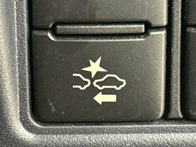 ノア ハイブリッドSi 純正ナビ/フリップダウン/両側電動パワスラ/フルセグ/ETC/バックカメラ/ステアリングリモコン/レーンキープアシスタンス/スマートキー/プッシュスタート/オートライト/フロントフォグランプ(56枚目)