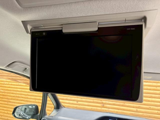 ノア ハイブリッドSi 純正ナビ/フリップダウン/両側電動パワスラ/フルセグ/ETC/バックカメラ/ステアリングリモコン/レーンキープアシスタンス/スマートキー/プッシュスタート/オートライト/フロントフォグランプ(59枚目)