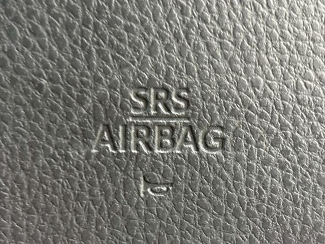 ノア ハイブリッドSi 純正ナビ/フリップダウン/両側電動パワスラ/フルセグ/ETC/バックカメラ/ステアリングリモコン/レーンキープアシスタンス/スマートキー/プッシュスタート/オートライト/フロントフォグランプ(71枚目)