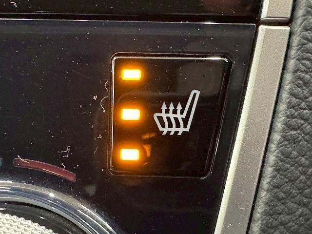 「シートヒーター」付き。冬場にとても大活躍！！