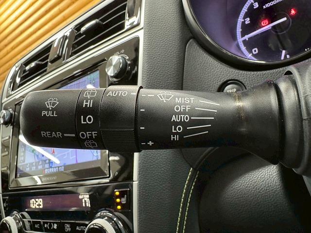 お問い合わせは０１２０−２５−４０９２まで。専門店だからこその知識・経験豊富なスタッフ達が、お客様に最適な一台をご案内致します