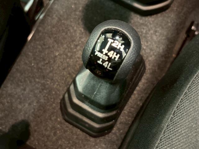 ジムニー XC 7インチナビ/シートヒーター/衝突軽減/ヘッドライトウォッシャー/クルーズコントロール/プッシュスタート/Bluetooth接続/バックカメラ/カロッツェリアナビ/16インチアルミ/マッドガート(70枚目)