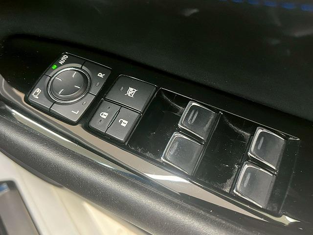 GS F ベースグレード サンルーフ/追従クルーズ/ベンチレーション/クリアランスソナー/パドルシフト/ブラインドスポットモニター/ヘッドアップディスプレイ/スマートキー/プッシュスタート/パワーシート/シートメモリ/(54枚目)