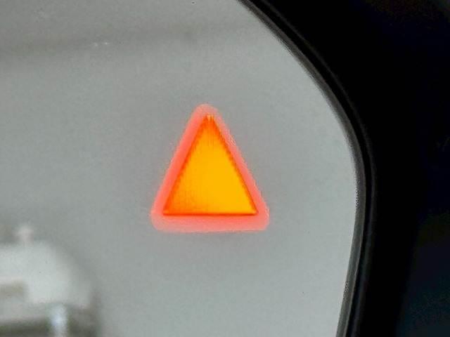 オーラ ニスモ　レカロシート／コネクトナビ／プロパイロット／ワイヤレス充電／コーナーセンサー／ブラインドスポットモニター／スマートキー／プッシュスタート／ＡｐｐｌｅＣａｒＰｌａｙ／パーキングアシスト／オートホールド（6枚目）