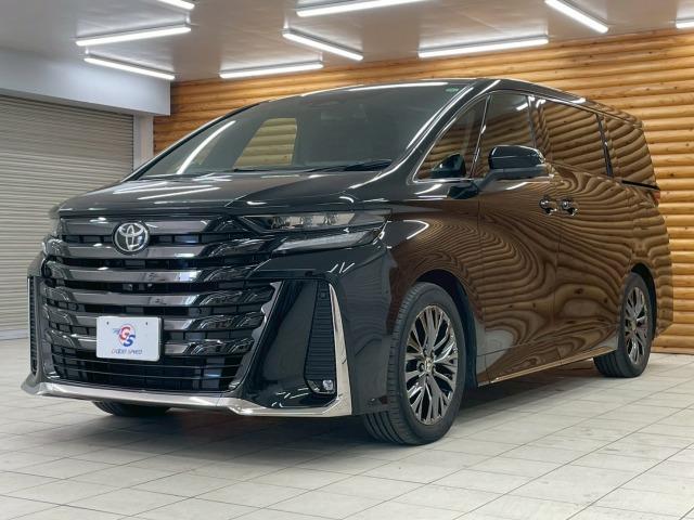 ヴェルファイアハイブリッド Ｚ　プレミア　１３．２型モニタ／ユニバーサルステップ／ムーンルーフ／トヨタチームメイト／ワイヤレス充電／１４インチディスプレイオーディオ／１９インチアルミホイール／全周囲カメラ／ベンチレーション／ブラインドスポット（25枚目）