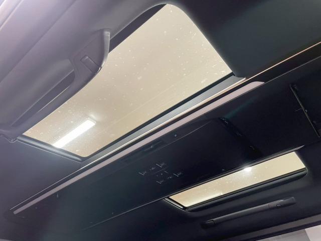 ヴェルファイアハイブリッド Ｚ　プレミア　１３．２型モニタ／ユニバーサルステップ／ムーンルーフ／トヨタチームメイト／ワイヤレス充電／１４インチディスプレイオーディオ／１９インチアルミホイール／全周囲カメラ／ベンチレーション／ブラインドスポット（44枚目）