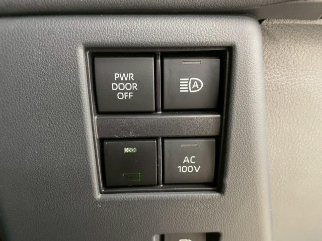 ヴェルファイアハイブリッド Ｚ　プレミア　１３．２型モニタ／ユニバーサルステップ／ムーンルーフ／トヨタチームメイト／ワイヤレス充電／１４インチディスプレイオーディオ／１９インチアルミホイール／全周囲カメラ／ベンチレーション／ブラインドスポット（51枚目）