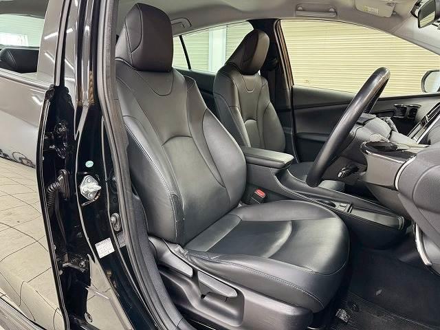 プリウス Ｓツーリングセレクション　モデリスタエアロ／後期／シートヒーター／純正ナビ／フルセグＴＶ／レーダークルーズコントロール／バックカメラ／コーナーセンサー／ステアリングスイッチ／Ｂｌｕｅｔｏｏｔｈ接続／ＬＥＤヘッドライト（8枚目）