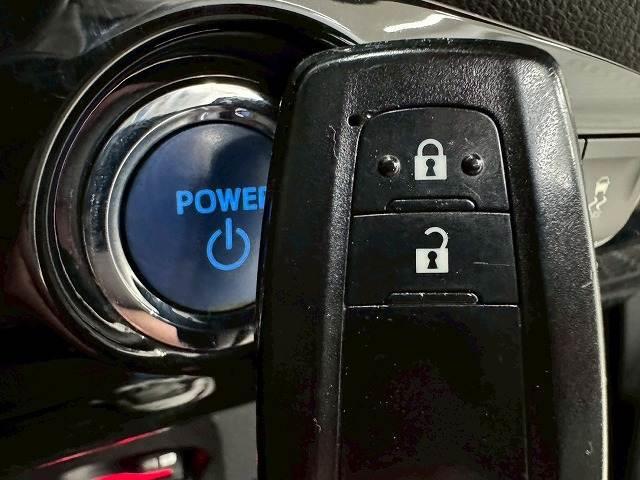 プリウス Ｓツーリングセレクション　モデリスタエアロ／後期／シートヒーター／純正ナビ／フルセグＴＶ／レーダークルーズコントロール／バックカメラ／コーナーセンサー／ステアリングスイッチ／Ｂｌｕｅｔｏｏｔｈ接続／ＬＥＤヘッドライト（16枚目）