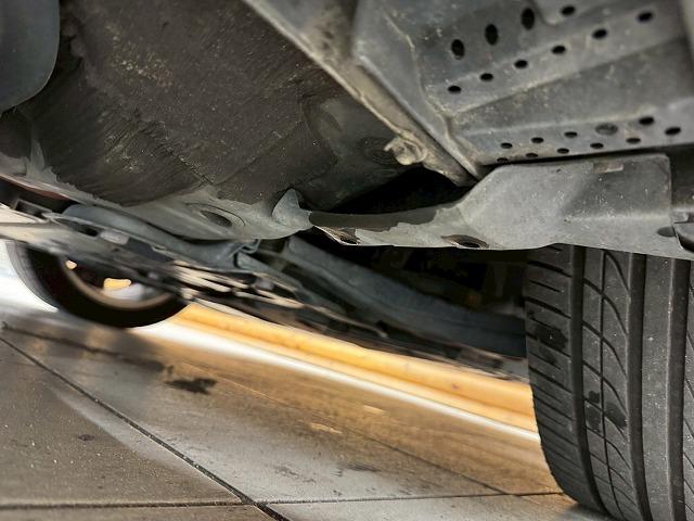 プリウス Ｓツーリングセレクション　モデリスタエアロ／後期／シートヒーター／純正ナビ／フルセグＴＶ／レーダークルーズコントロール／バックカメラ／コーナーセンサー／ステアリングスイッチ／Ｂｌｕｅｔｏｏｔｈ接続／ＬＥＤヘッドライト（37枚目）