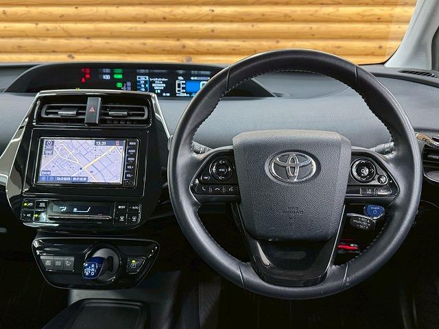 プリウス Ｓツーリングセレクション　モデリスタエアロ／後期／シートヒーター／純正ナビ／フルセグＴＶ／レーダークルーズコントロール／バックカメラ／コーナーセンサー／ステアリングスイッチ／Ｂｌｕｅｔｏｏｔｈ接続／ＬＥＤヘッドライト（47枚目）