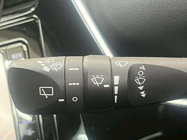 プリウス Ｓツーリングセレクション　モデリスタエアロ／後期／シートヒーター／純正ナビ／フルセグＴＶ／レーダークルーズコントロール／バックカメラ／コーナーセンサー／ステアリングスイッチ／Ｂｌｕｅｔｏｏｔｈ接続／ＬＥＤヘッドライト（50枚目）