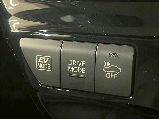 プリウス Ｓツーリングセレクション　モデリスタエアロ／後期／シートヒーター／純正ナビ／フルセグＴＶ／レーダークルーズコントロール／バックカメラ／コーナーセンサー／ステアリングスイッチ／Ｂｌｕｅｔｏｏｔｈ接続／ＬＥＤヘッドライト（68枚目）