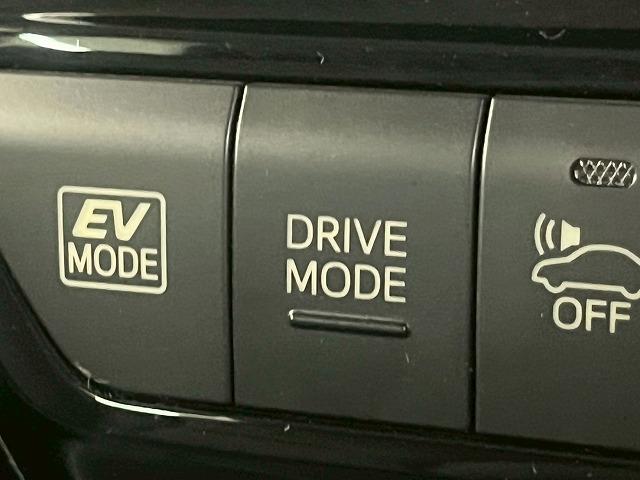 プリウス Ｓツーリングセレクション　モデリスタエアロ／後期／シートヒーター／純正ナビ／フルセグＴＶ／レーダークルーズコントロール／バックカメラ／コーナーセンサー／ステアリングスイッチ／Ｂｌｕｅｔｏｏｔｈ接続／ＬＥＤヘッドライト（70枚目）