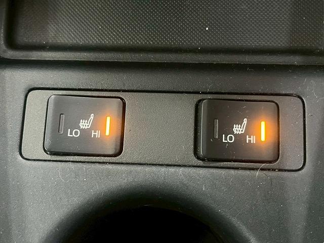 プリウス Ｓツーリングセレクション　モデリスタエアロ／後期／シートヒーター／純正ナビ／フルセグＴＶ／レーダークルーズコントロール／バックカメラ／コーナーセンサー／ステアリングスイッチ／Ｂｌｕｅｔｏｏｔｈ接続／ＬＥＤヘッドライト（76枚目）