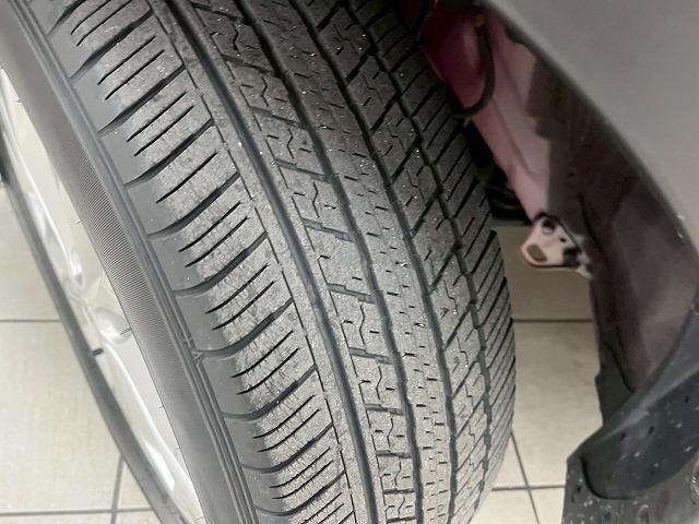 エクストレイル ２０Ｘ　ハイブリッド　エマージェンシーブレーキＰ　全方位カメラ／純正ナビ／クルーズコントロール／シートヒーター／Ｂｌｕｅｔｏｏｔｈ接続／ステアリングスイッチ／フルセグＴＶ／プッシュスタート／ＥＴＣ車載器／デジタルインナーミラー／純正アルミホイール（23枚目）