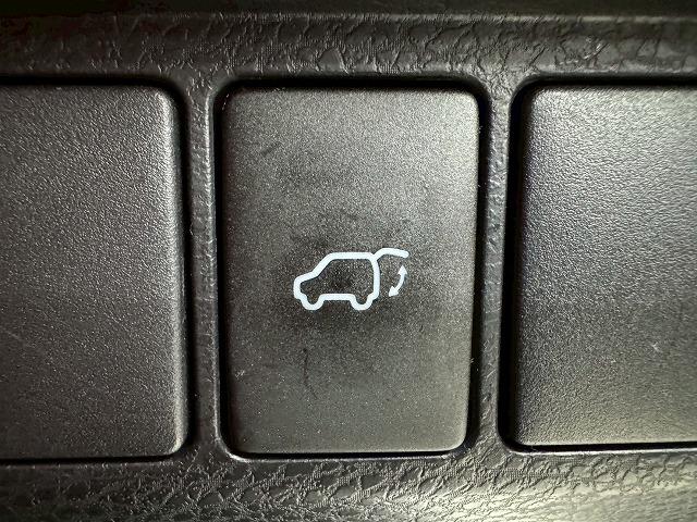 ハリアー プレミアム 茶革/アルパイン9型ナビ/SR/モデリスタ/レーダークルーズコントロール/パワーバックドア/クリアランスソナー/パワーシート/オートホールド/オートマチックハイビーム/スマートキー/プッシュスタート(50枚目)