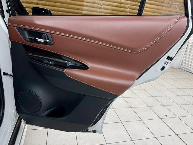 ハリアー プレミアム 茶革/アルパイン9型ナビ/SR/モデリスタ/レーダークルーズコントロール/パワーバックドア/クリアランスソナー/パワーシート/オートホールド/オートマチックハイビーム/スマートキー/プッシュスタート(72枚目)