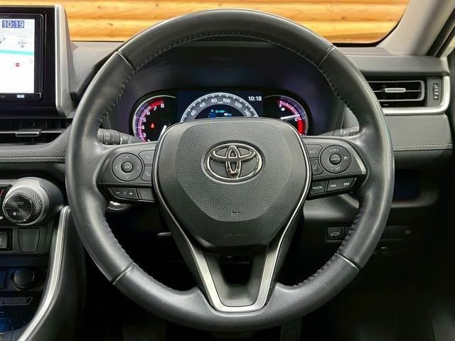 ＲＡＶ４ Ｇ　Ｚパッケージ　純正９型ナビ／追従クルーズ／シートヒーター／モデリスタエアロ／ブラインドスポットモニター／デジタルインナーミラー／電動リアゲート／シートメモリ／ステアリングヒーター／Ｂカメラ／ワイヤレス充電／ＥＴＣ（14枚目）