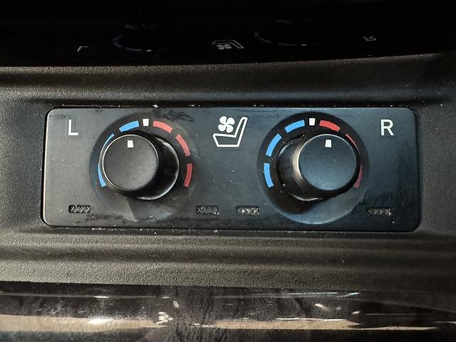 アルファード 2.5S Cパッケージ サンルーフ/全方位カメラ/JBL/メーカーナビ/フルセグTV/デジタルインナーミラー/ステアリングヒーター/パワーシート/パワーバックドア/シートクーラー/シートヒーター/ブラインドスポットモニター(72枚目)